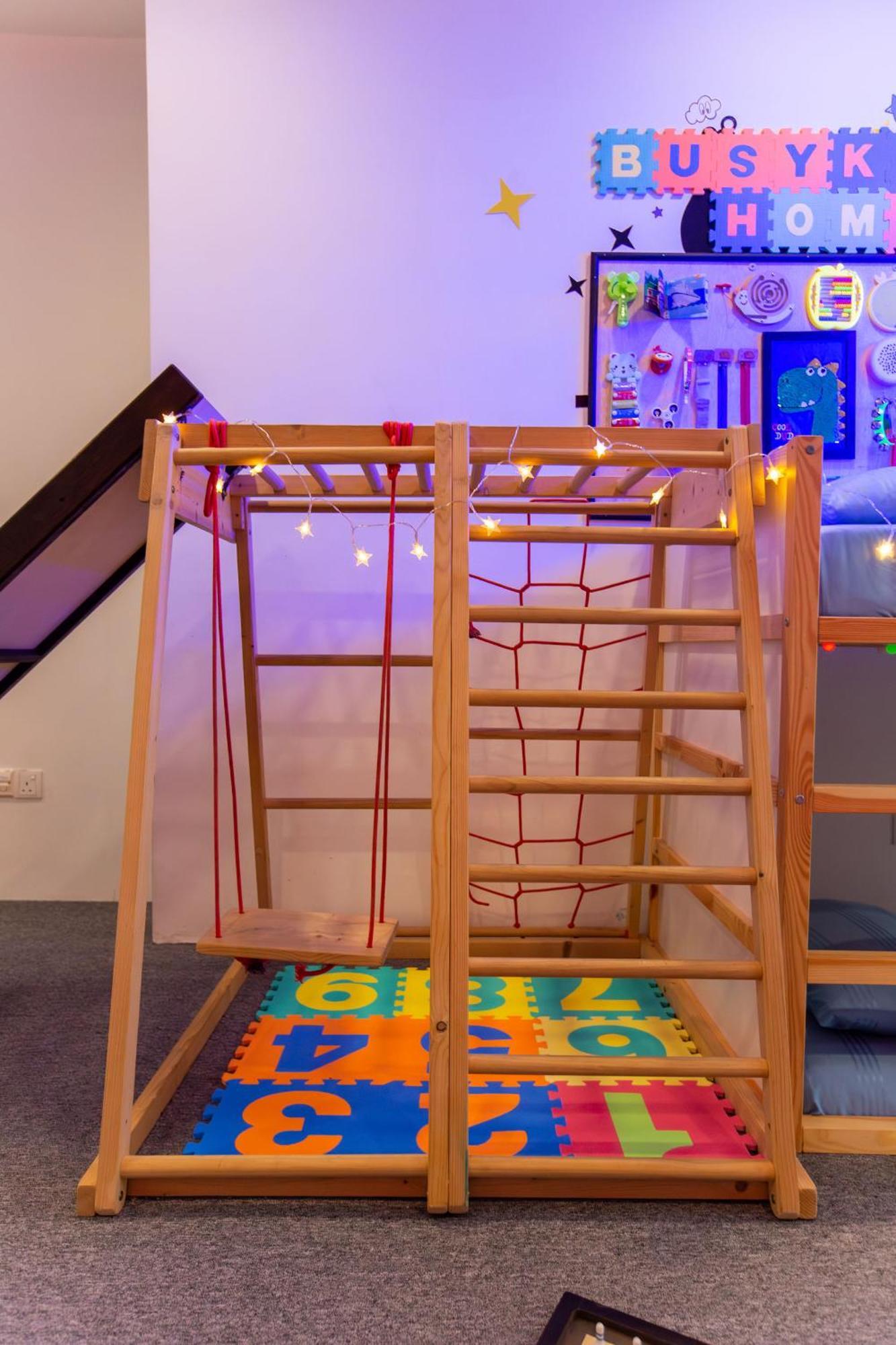 Kids Friendly Playground Bunk Bed Pangsapuri *